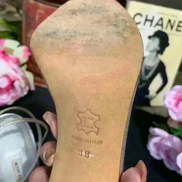 Manolo Blahnik Swarovski Crystal Heels Size 8 - Picture 4 of 5